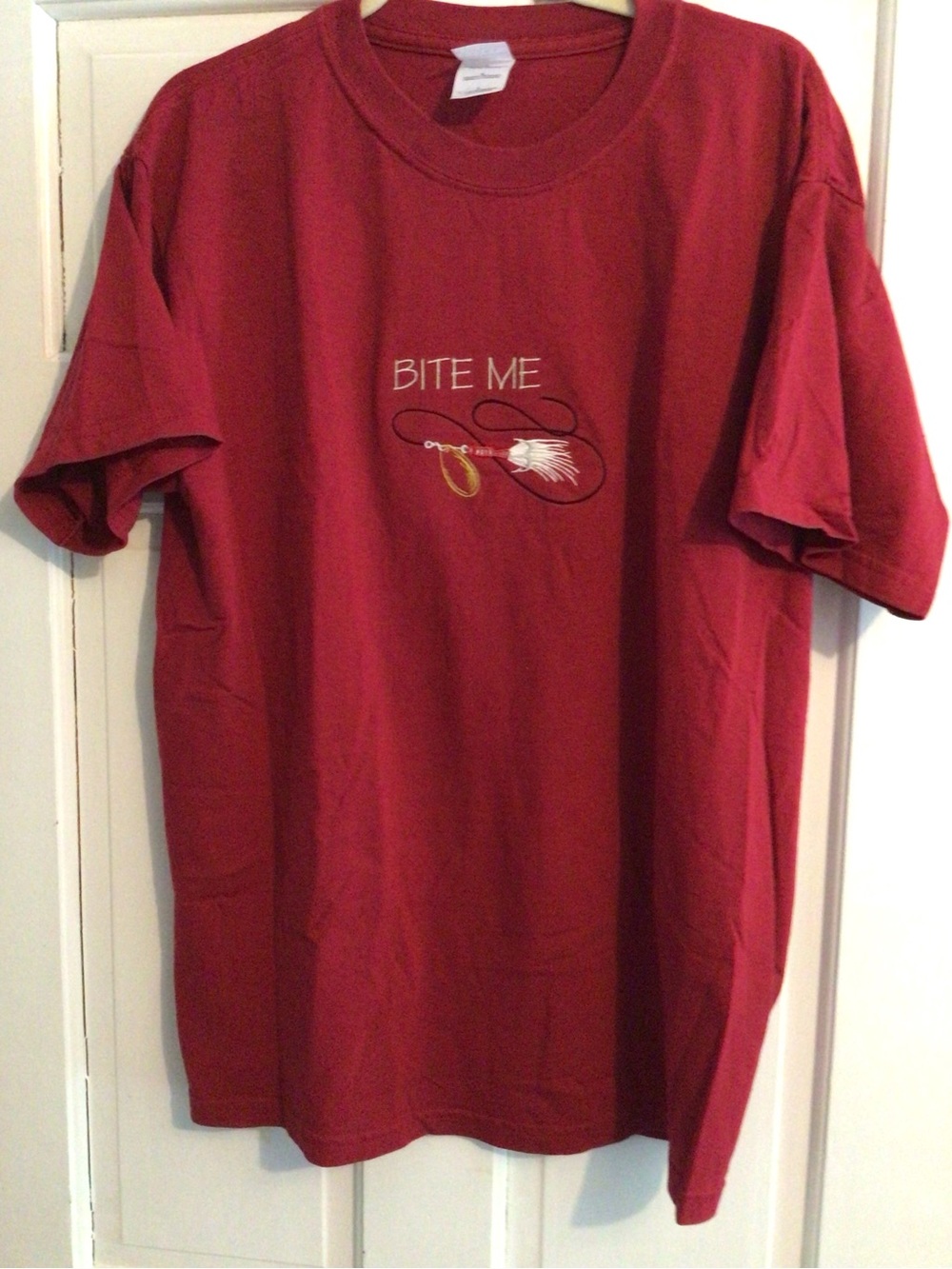 Gildan Red 'Bite Me' Graphic Short Sleeve Tee